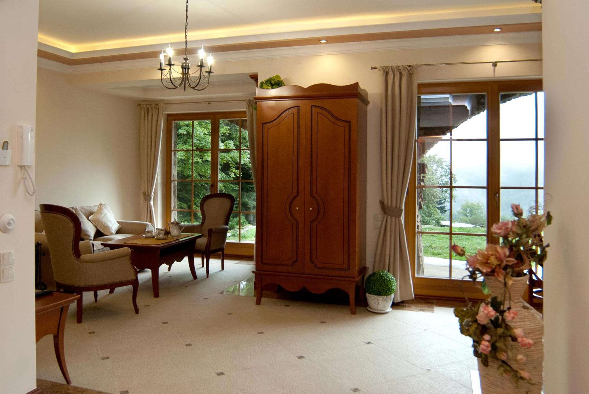 Aparthotel Krupowka Mountain Resort Szczyrk - Widokowy Hotel Z Basenami & Wellness